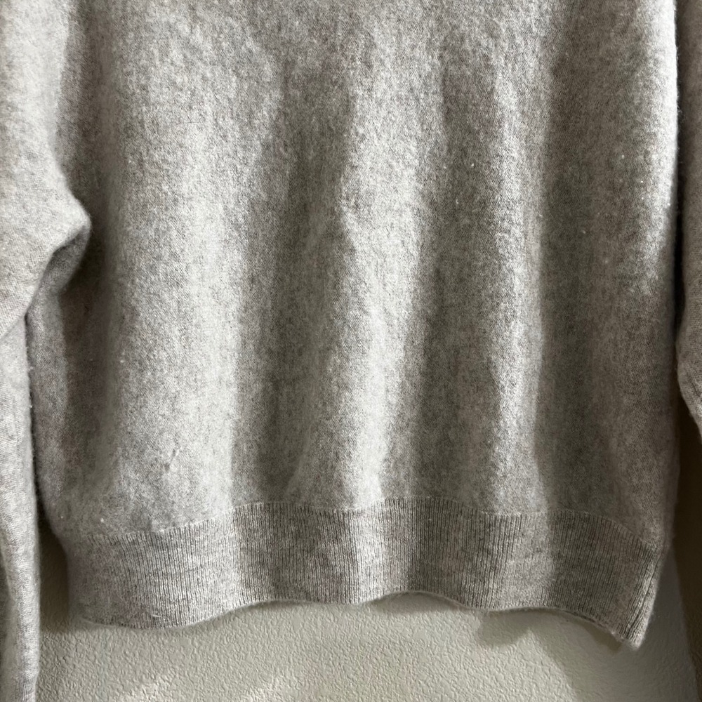 Tahari Cashmere Sweater Oatmeal Beige Mock Neck Women Medium 2-Ply Luxury - Picture 5 of 6